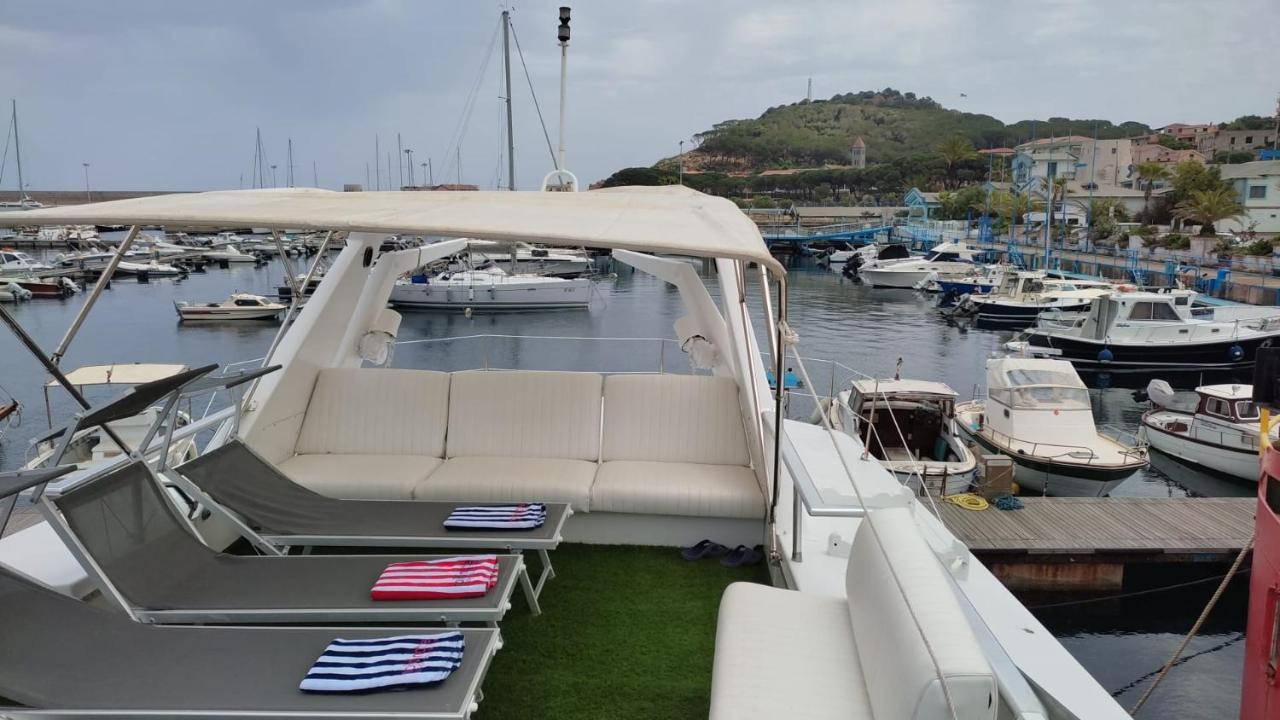 Hotel Boat & Breakfast Lucretia, Luxury Yacht Àrbatax Exterior foto